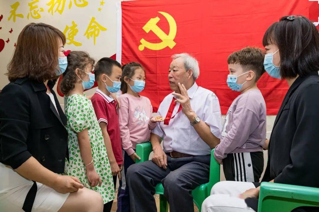 黄健翔:什么时候换帅?等世界杯预选赛也完蛋了以后?